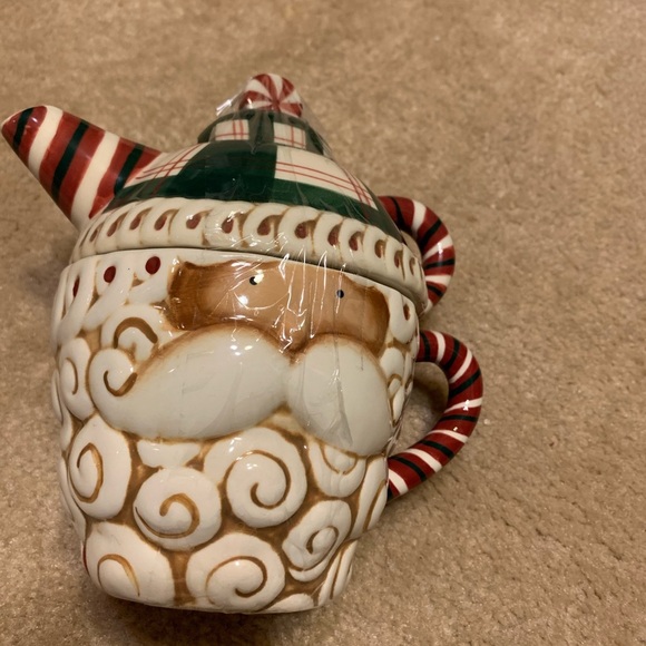Debbie Mumm Christmas Santa Tea Pot - Picture 2 of 7
